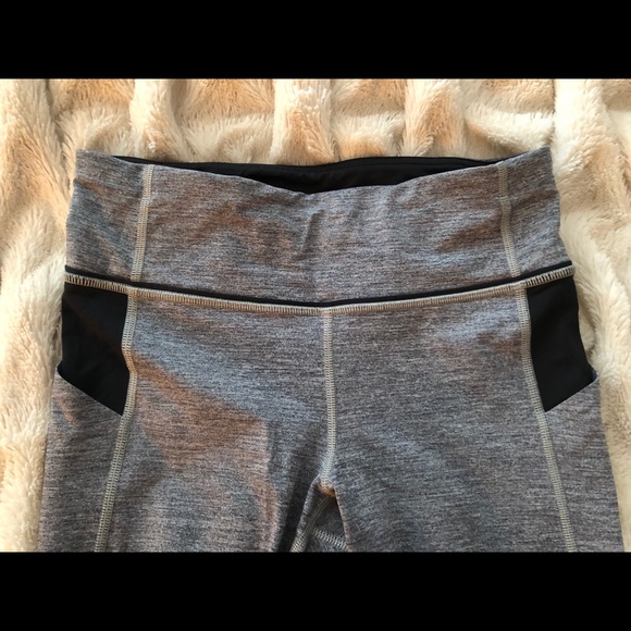 Lululemon Pace Rival Crop-excellent condition - Picture 4 of 6